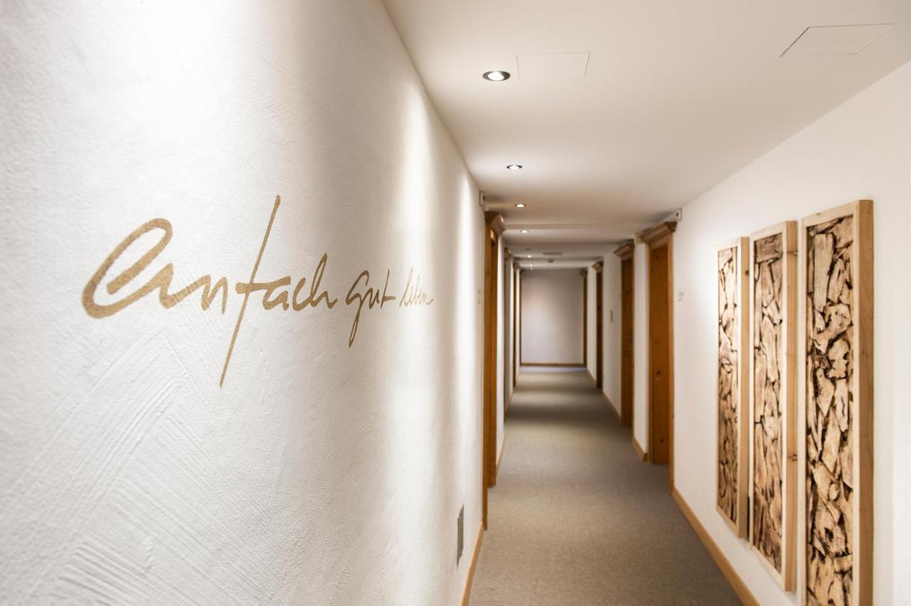 Posthotel Pfunds Exterior foto